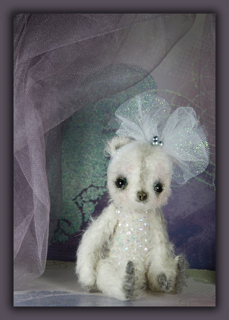 'Aurora Adorealis' a Beaded Body Bear