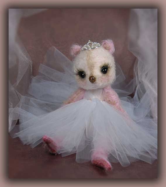 Fannie FrouFrou a Boudoir Ballerina Bear