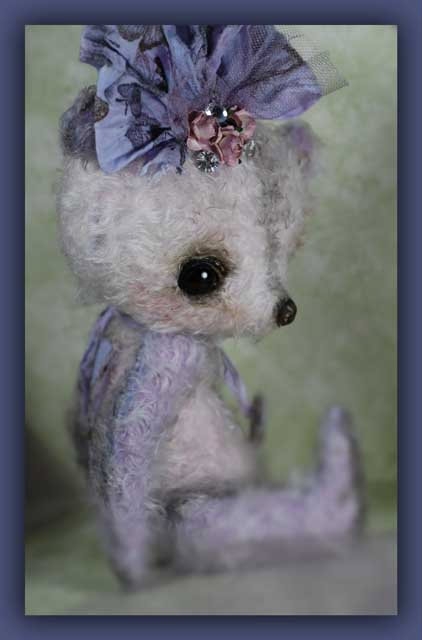 Jamie Sparklesmile a Haute Shabby Girl Bear