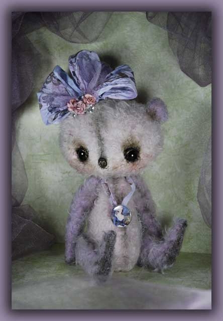 Jamie Sparklesmile a Haute Shabby Girl Bear