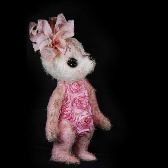 Jillyjewel Roseraie a Paris Rose Garden Bear