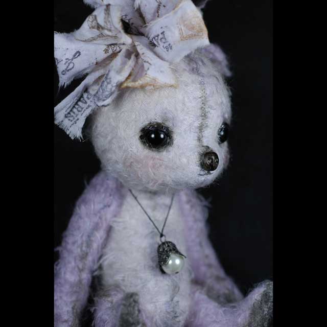 Odette Perlesweet a Parisian Shabby Bear