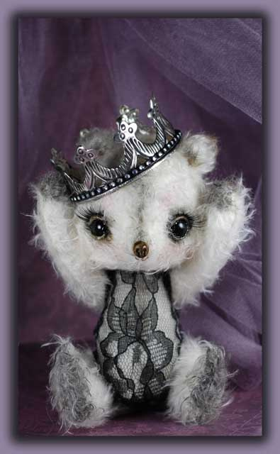 'Queen Lacey Weeshy' a Lace Body Bear