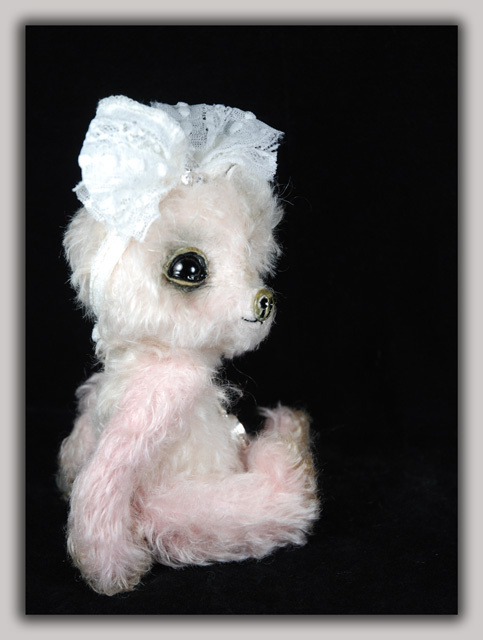 'Faith Eternalheart' a Pray for a Cure Bear