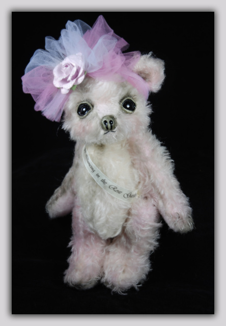 'Mimi Liberte' a Sweet Poetry Bear