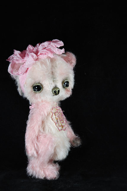 'Rosie Reminder' a Mammogram Reminder Bear